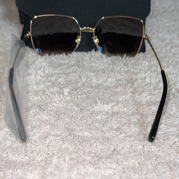 Nwt dolce & gabbana sunglasses main image 5